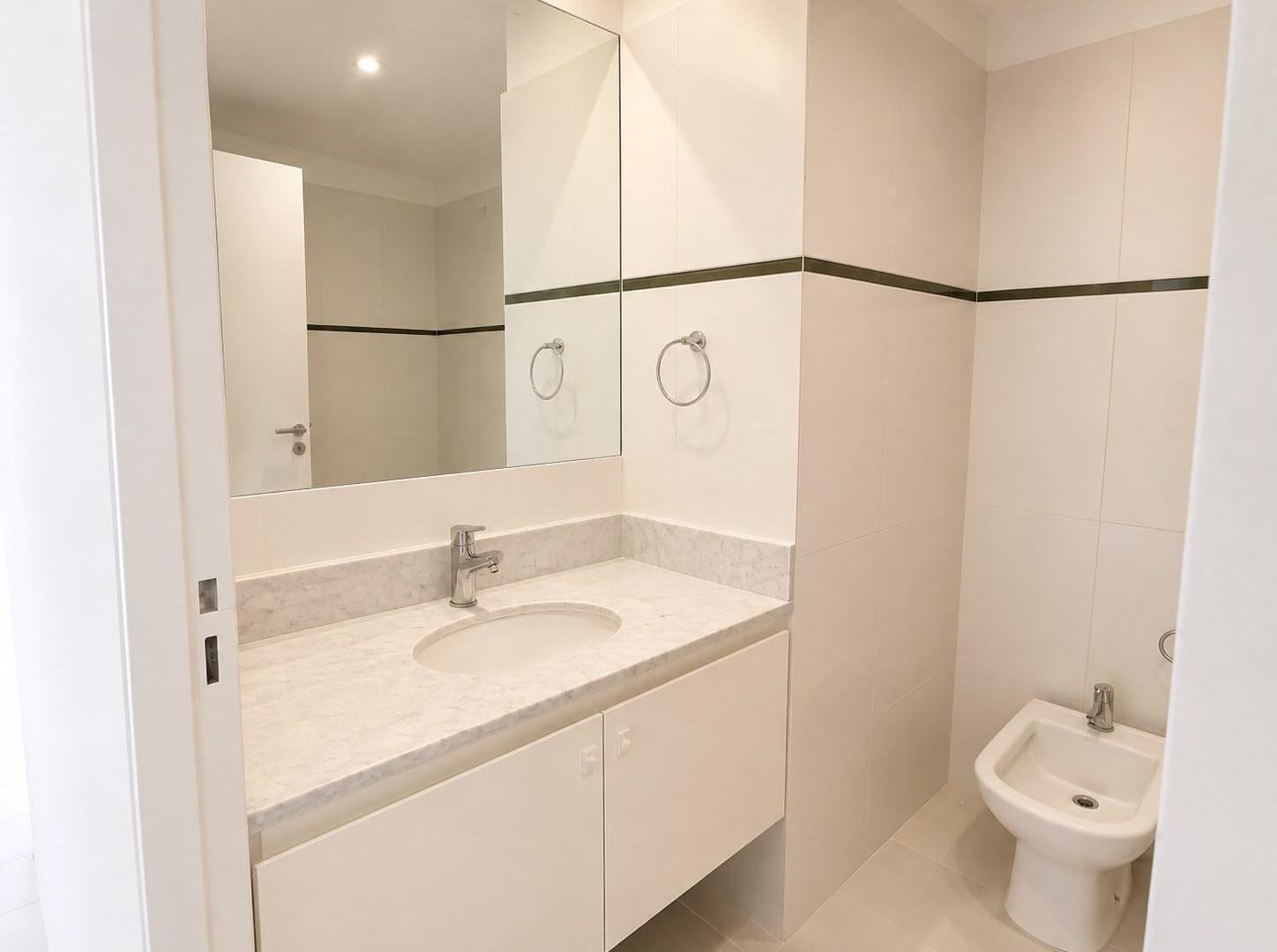 Foto de Vicente Lopez, Horizons - Imperdible 3 ambientes c/cochera, piso alto, imagen 1