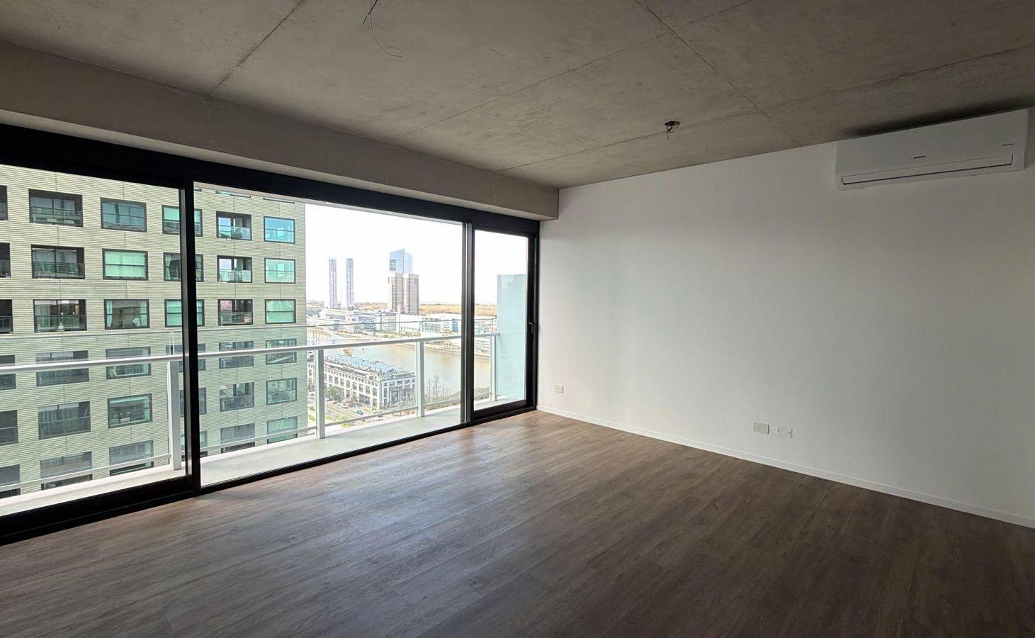 Foto de Monoambiente en venta con balcón y vista al Río | Quartier del Bajo, imagen 1