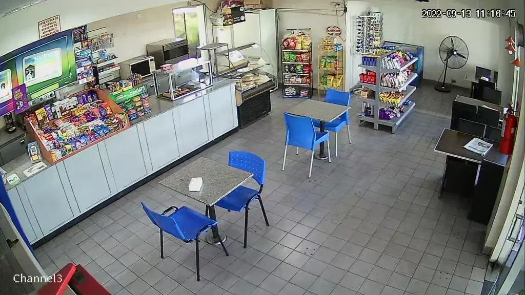 ITUZAINGO ESTACION DE SERVICIO VENTA TOTAL SOBRE AVENIDA 2