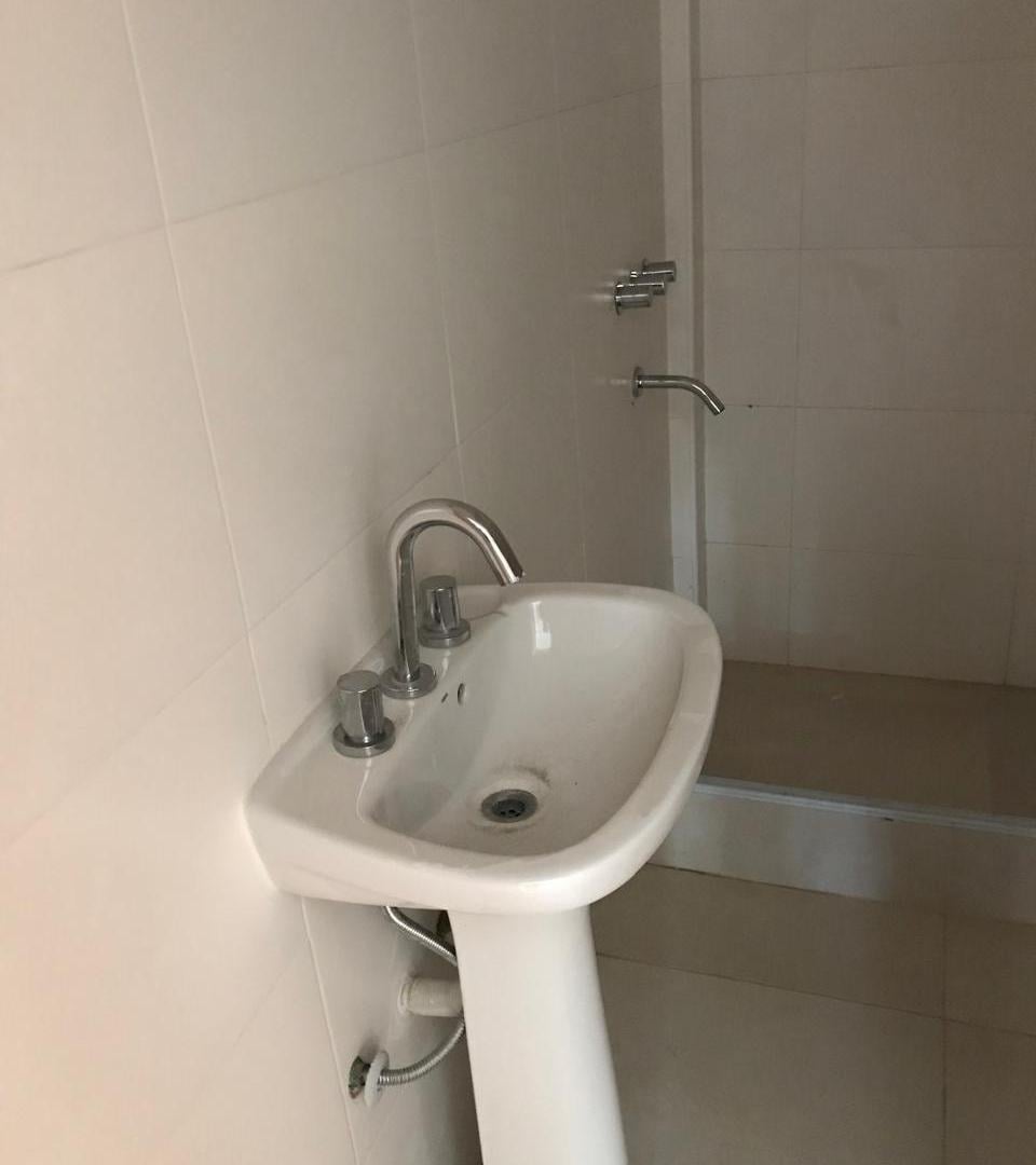 Foto de MORENO DUPLEX EN ALQUILER A300M DE LA AUTOPISTA, imagen 4