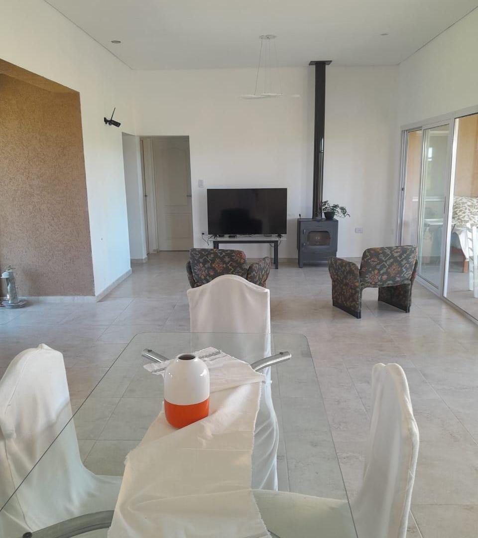 Foto de LUJAN LOS JUNCOS ALQUILER ANUAL HERMOSA CASA, imagen 4