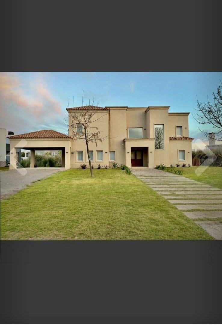 Foto de TERRAVISTA CASA EN VENTA CATEGORIA, imagen 1