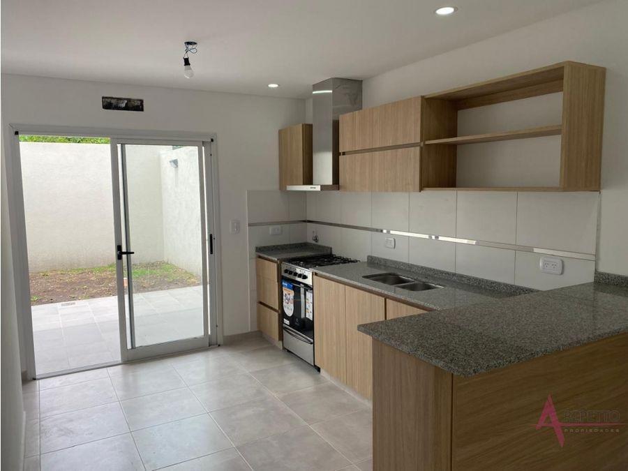 Foto de ITUZAINGO NORTE DUPLEX A LA VENTA APTO CREDITO NUEVO, imagen 4