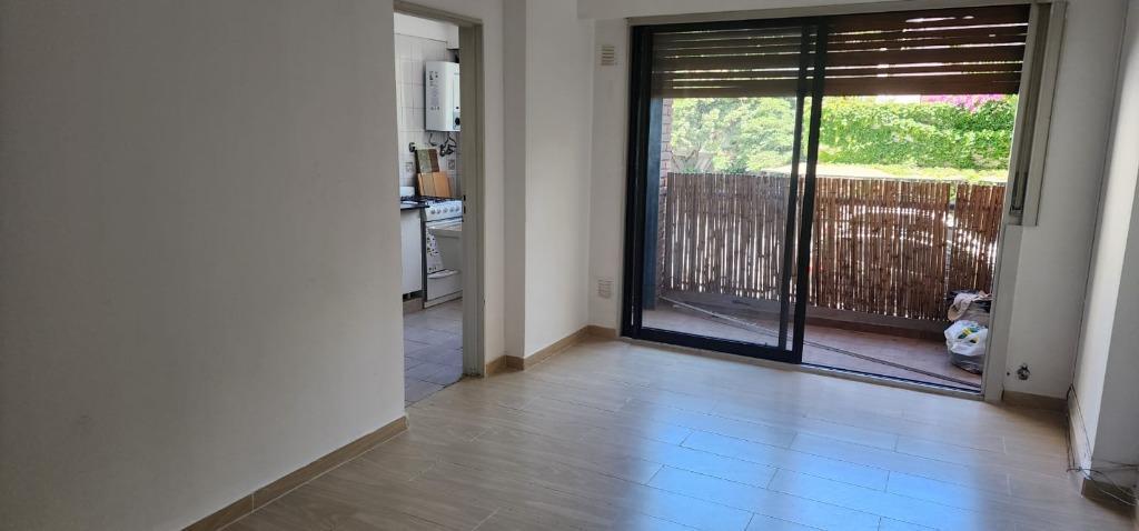 Foto de VENTA CON RENTA, imagen 3