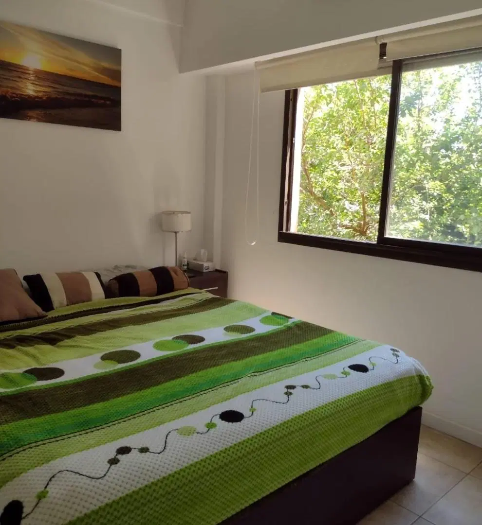 Luminoso 2 ambientes con cochera y baulera en Vicente López - Ubicación privilegiada y máxima conect 3