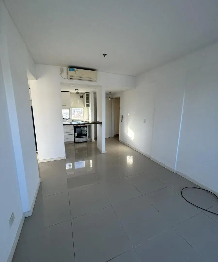 Departamento en ALSINA 304 2ºA 4