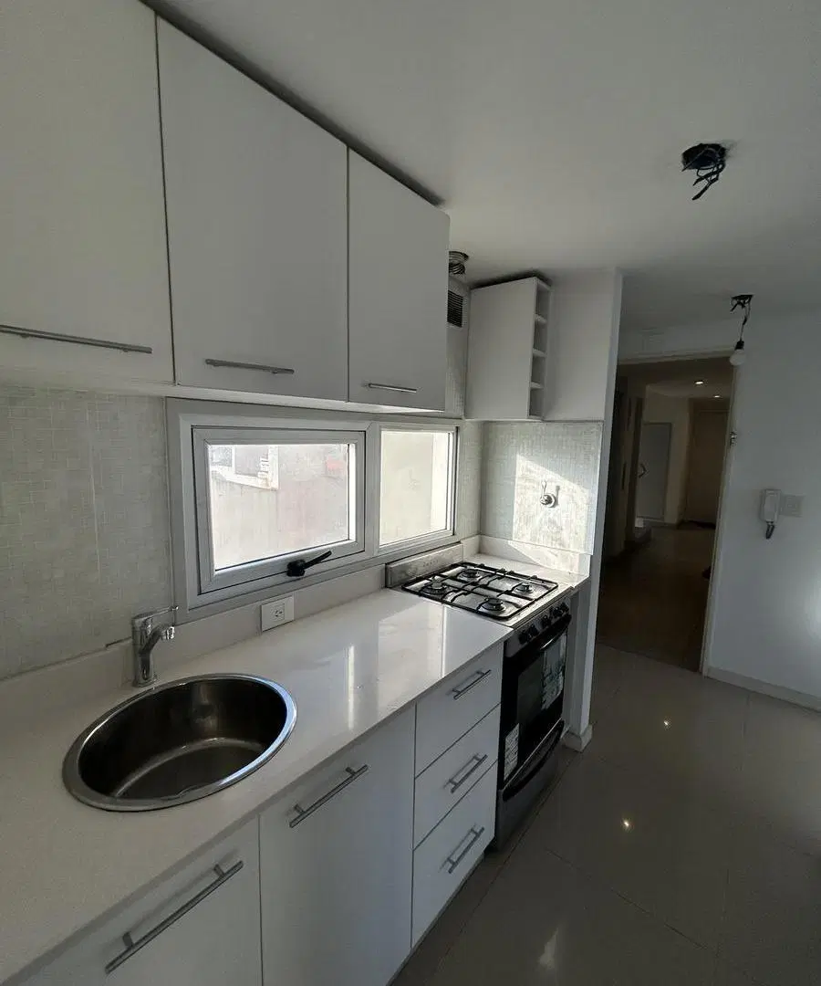 Departamento en ALSINA 304 2ºA 2