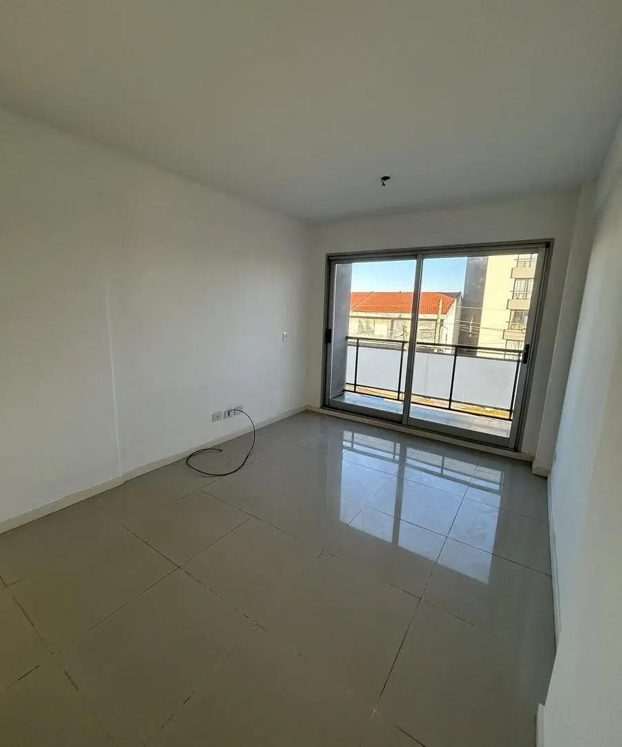 Departamento en ALSINA 304 2ºA 5