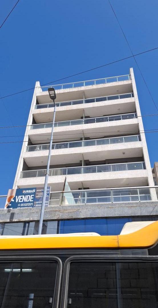 DOS DORMITORIOS EN VENTA!!! OPORTUNIDAD!! CENTRO!! ENTREGA INMEDIATA