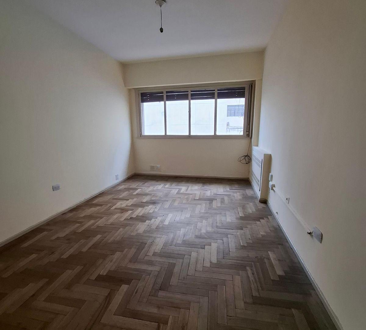 ALQUILAMOS DEPARTAMENTO DOS DORMITORIOS, BARRIO CENTRO!