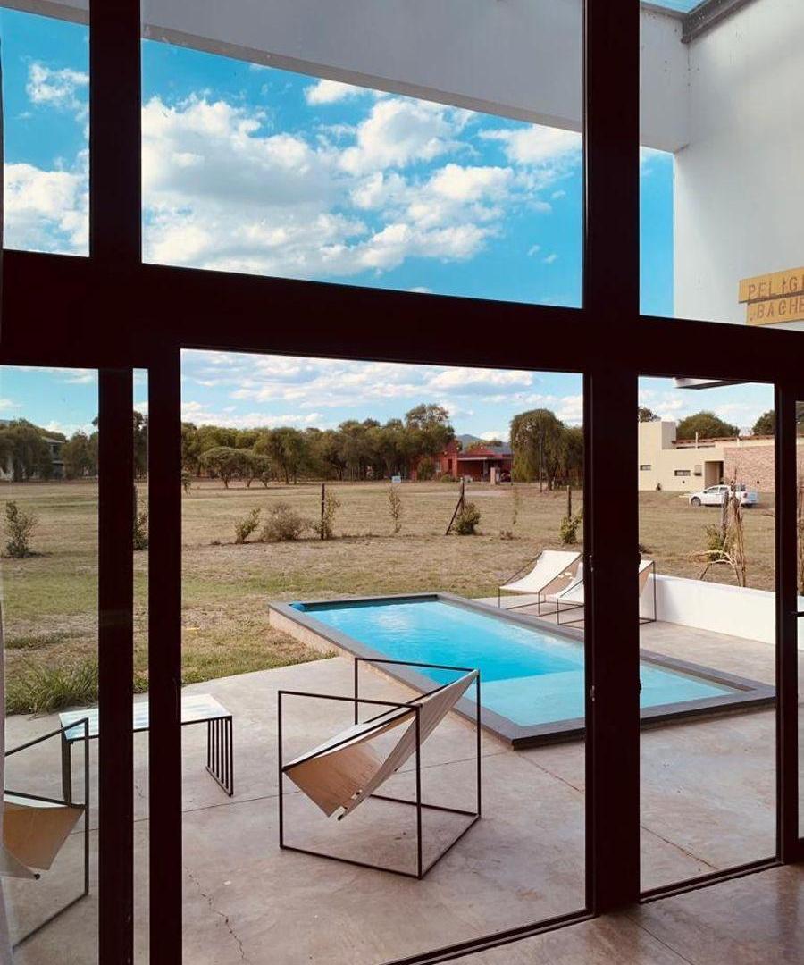Foto de LOFT EN VENTA- 1 DORMITORIO - VALLE DEL GOLF - PISCINA Y VISTA A LAS, imagen 2