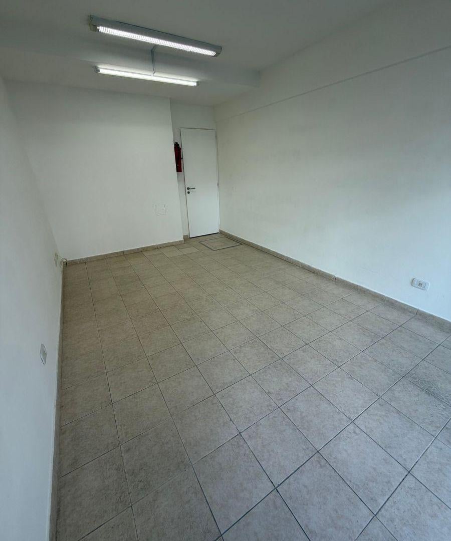 Foto de Local en alquiler Belgrano Impecable, imagen 3