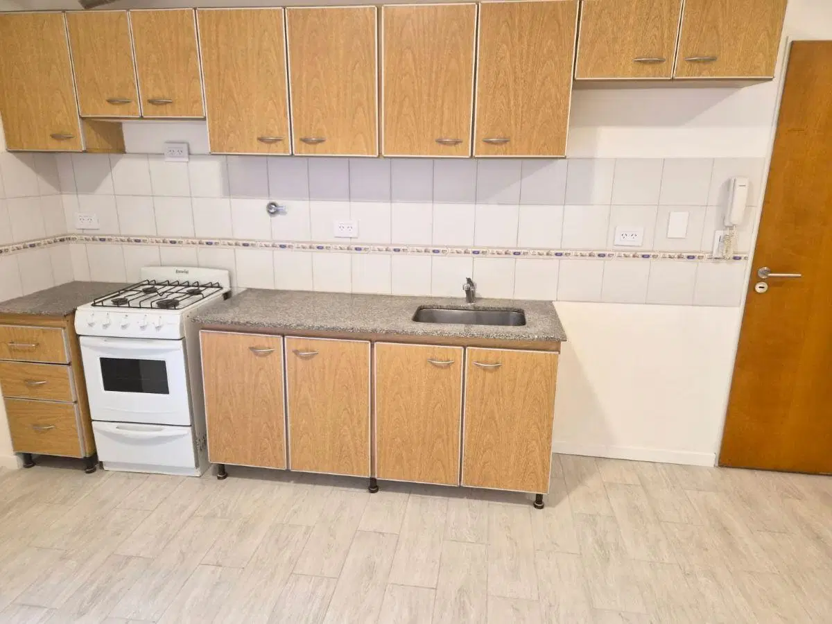 Dos Ambientes en Tres Arroyos al 3500 2
