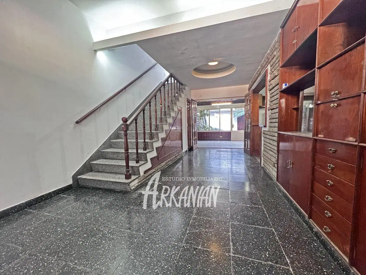 CASA PARA USO COMERCIAL 4