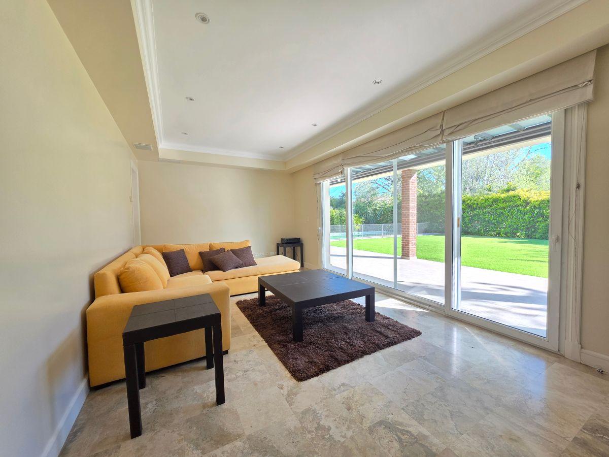 Foto de IMPORTANTE CASA AMUEBLADA 3 SUITES - ANUAL, imagen 5