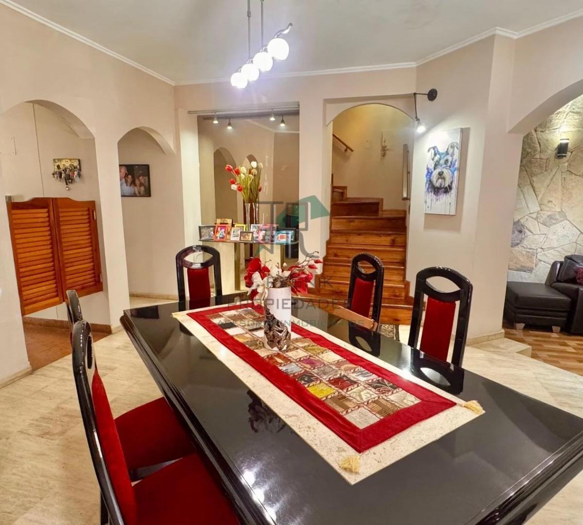 Casa en Moreno 4 Dorm. Impecable Para Entrar 4