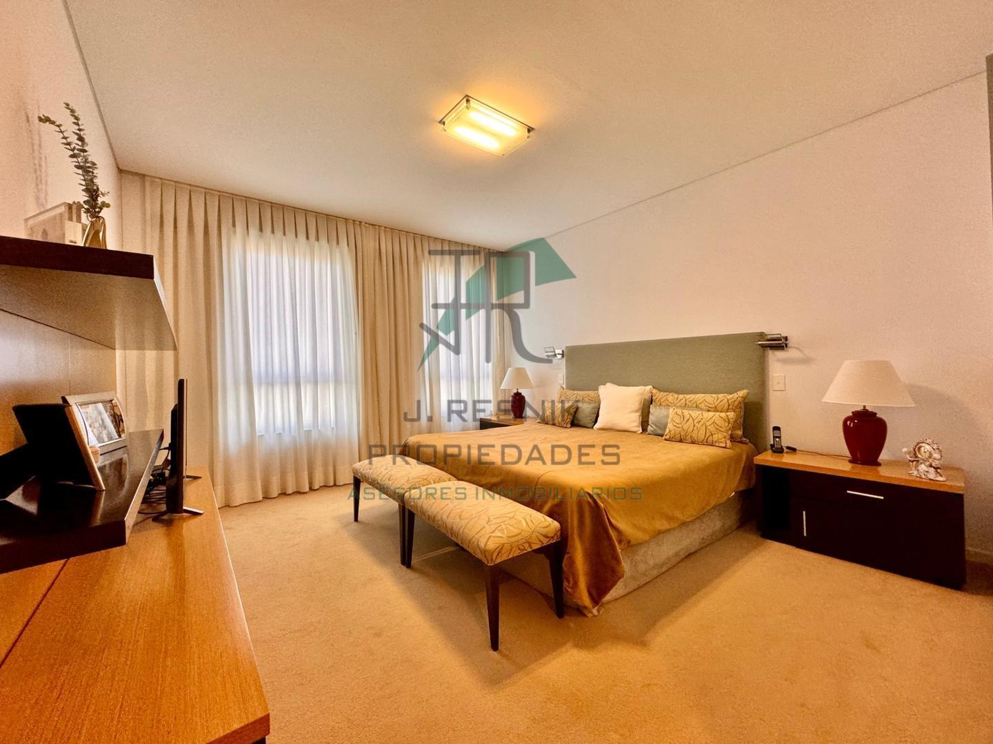 Foto de DEPARTAMENTO 3 AMBIENTES DOS COCHERAS. TORRE MULIERIS, imagen 5