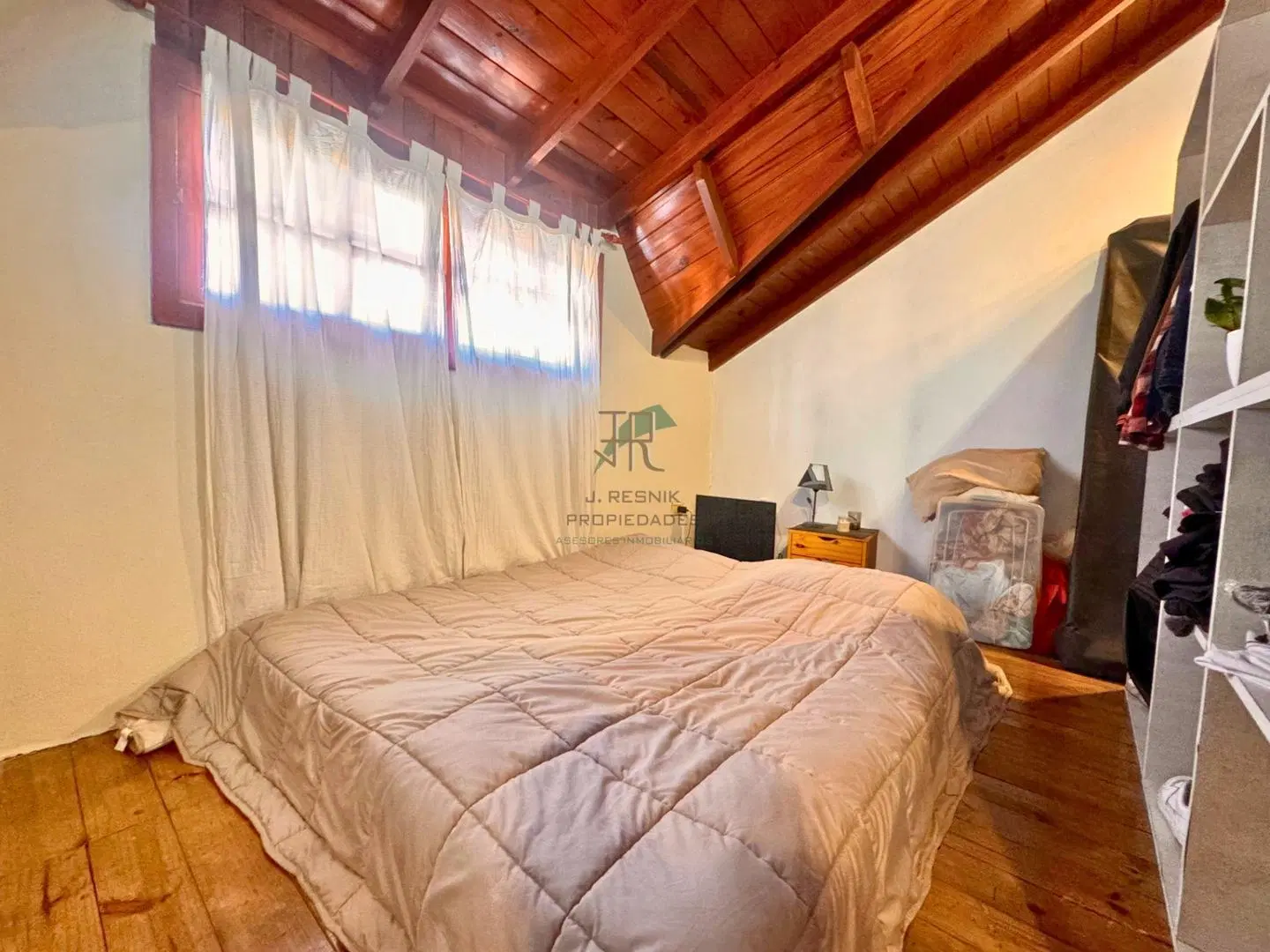 CASA 3 DORMITORIOS 2 COCHERAS 2 BAÑOS PARQUE 5
