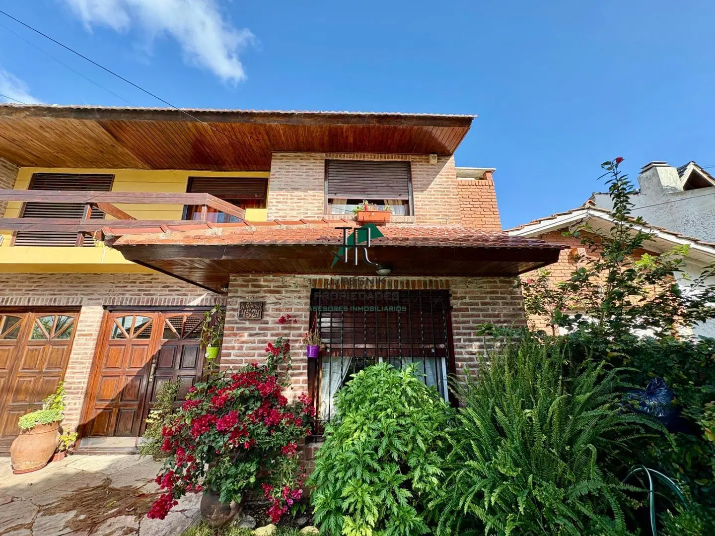 DUPLEX 3 AMBIENTES - JARDIN - GARAGE 2