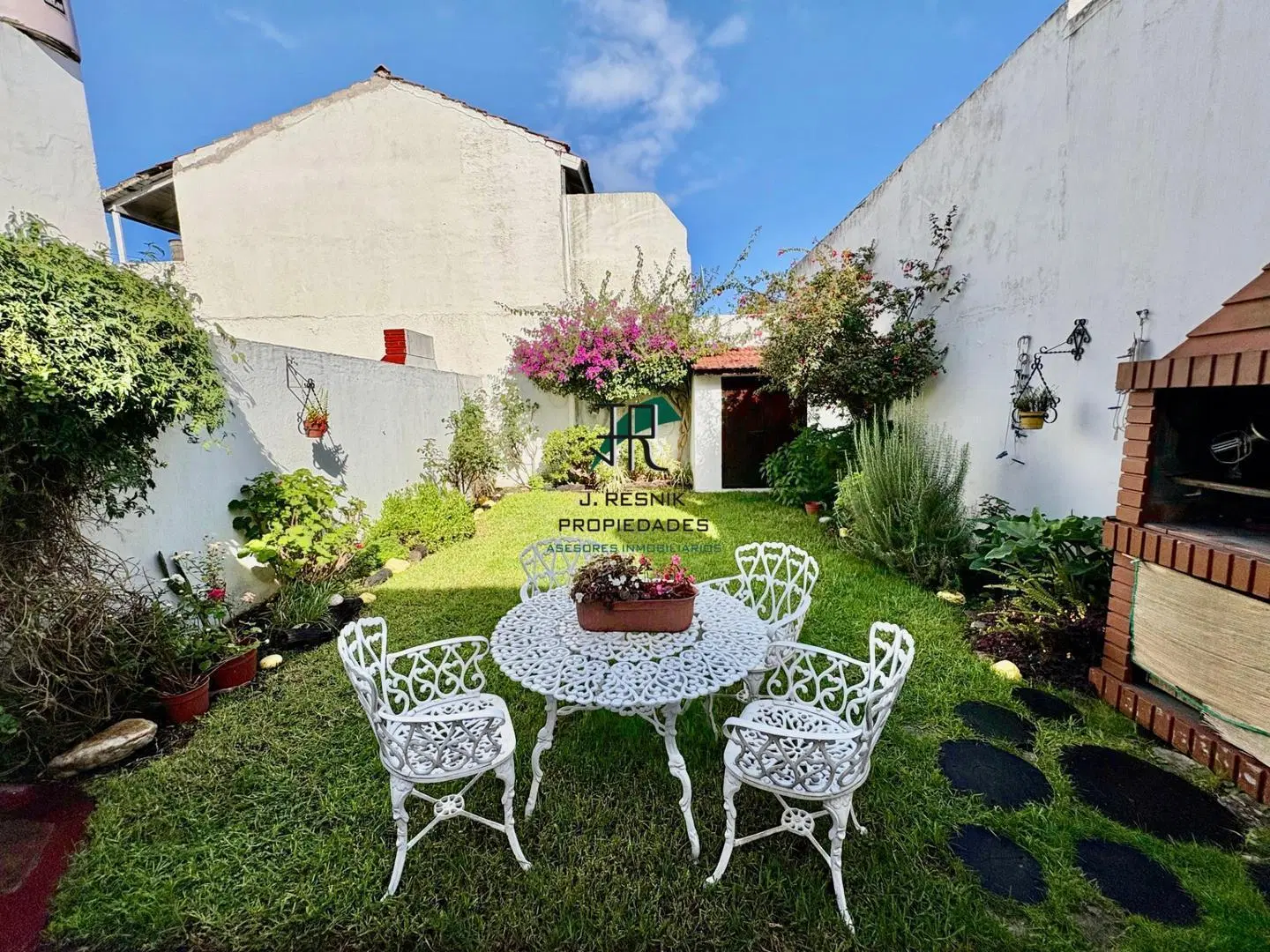DUPLEX 3 AMBIENTES - JARDIN - GARAGE 4