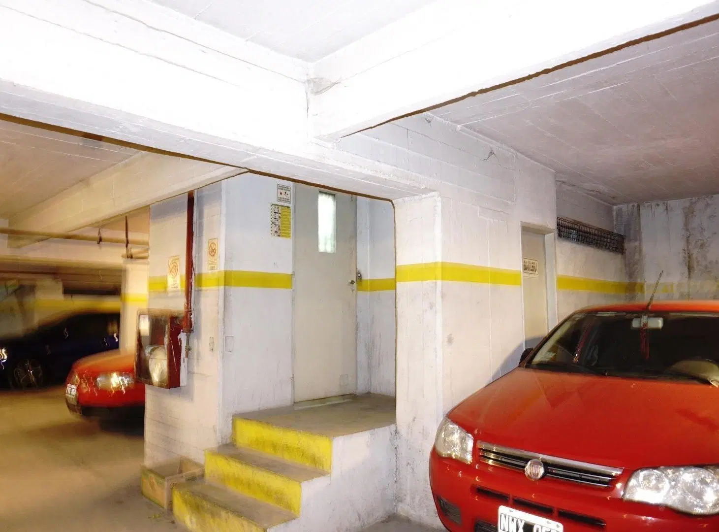 Amplia cochera edificio de cocheras por rampa 2do subsuelo 1
