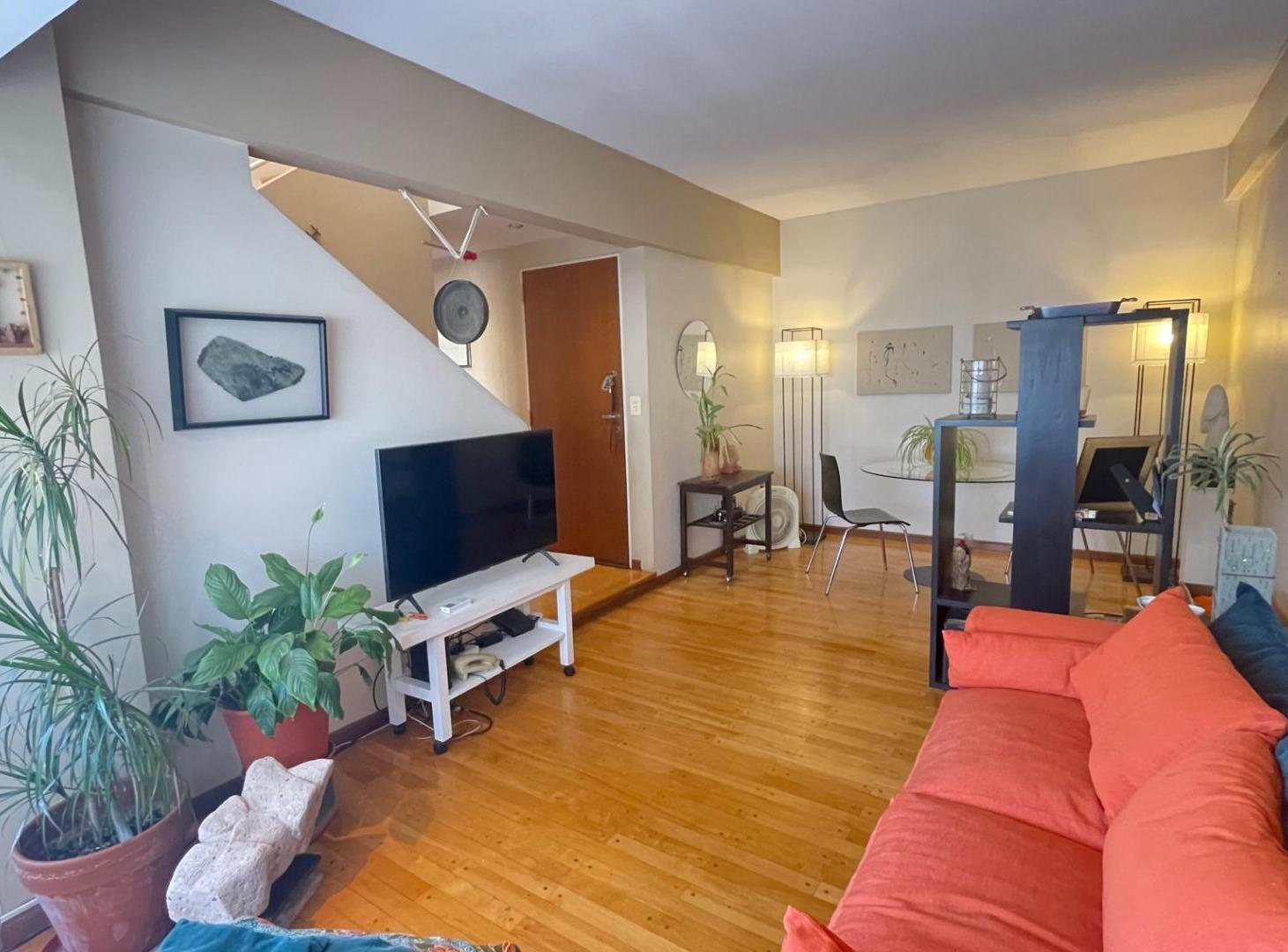 Foto de Excelente duplex 3 ambientes. semi piso. muy luminoso!, imagen 5