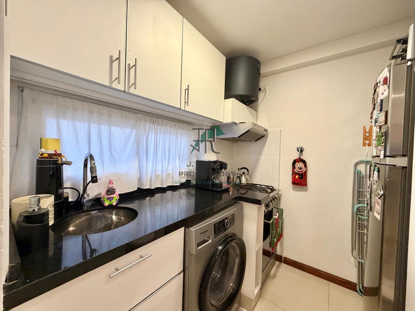 Foto de DEPARTAMENTO 2 AMBIENTES - COCHERA EN ALQUILE UN BOMBONCITO, imagen 3