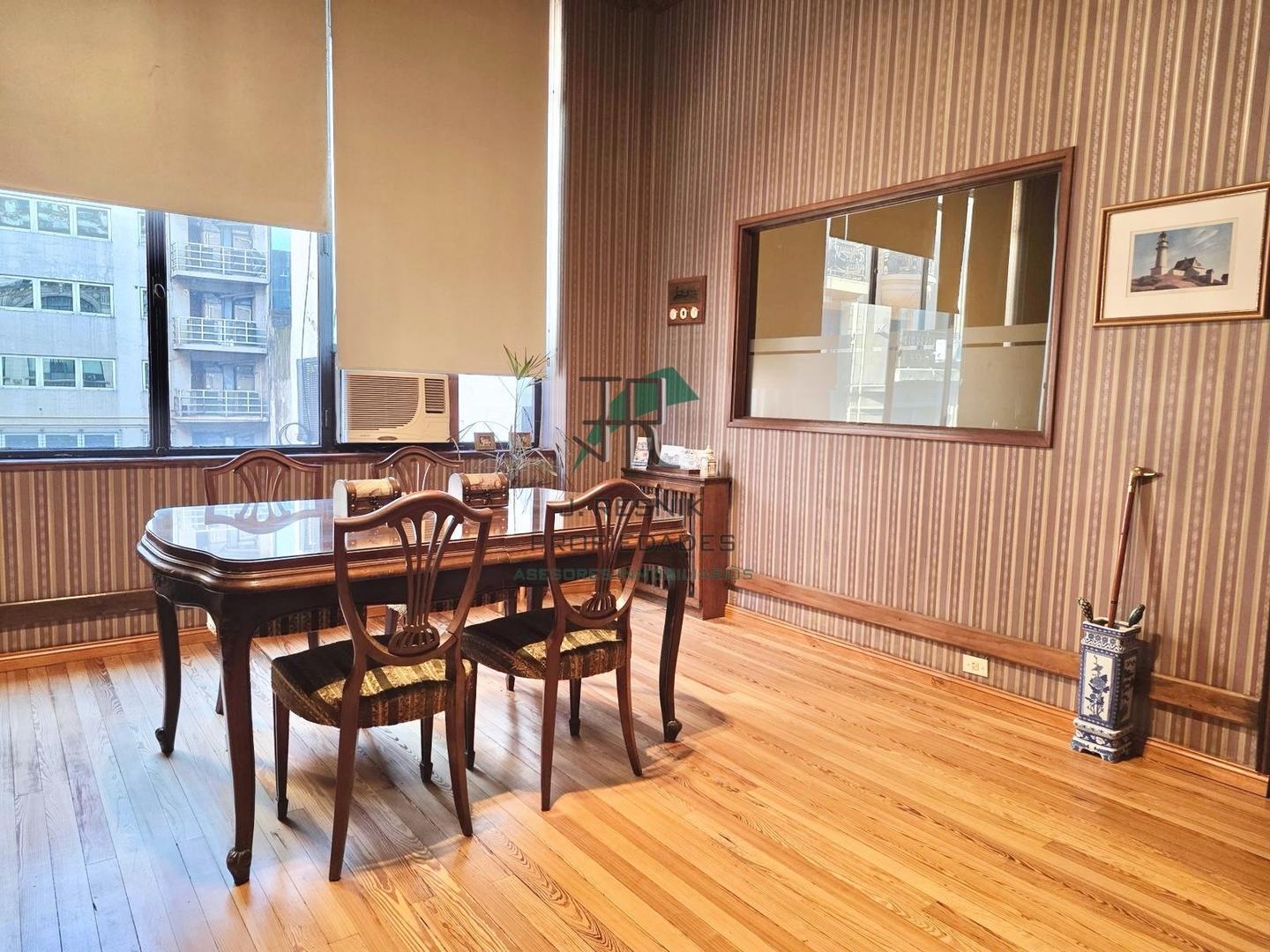 Foto de OFICINA EN UN EDIFICIO DE CATEGORÍA MUY LUMINOSA e IMPECABLE, imagen 5