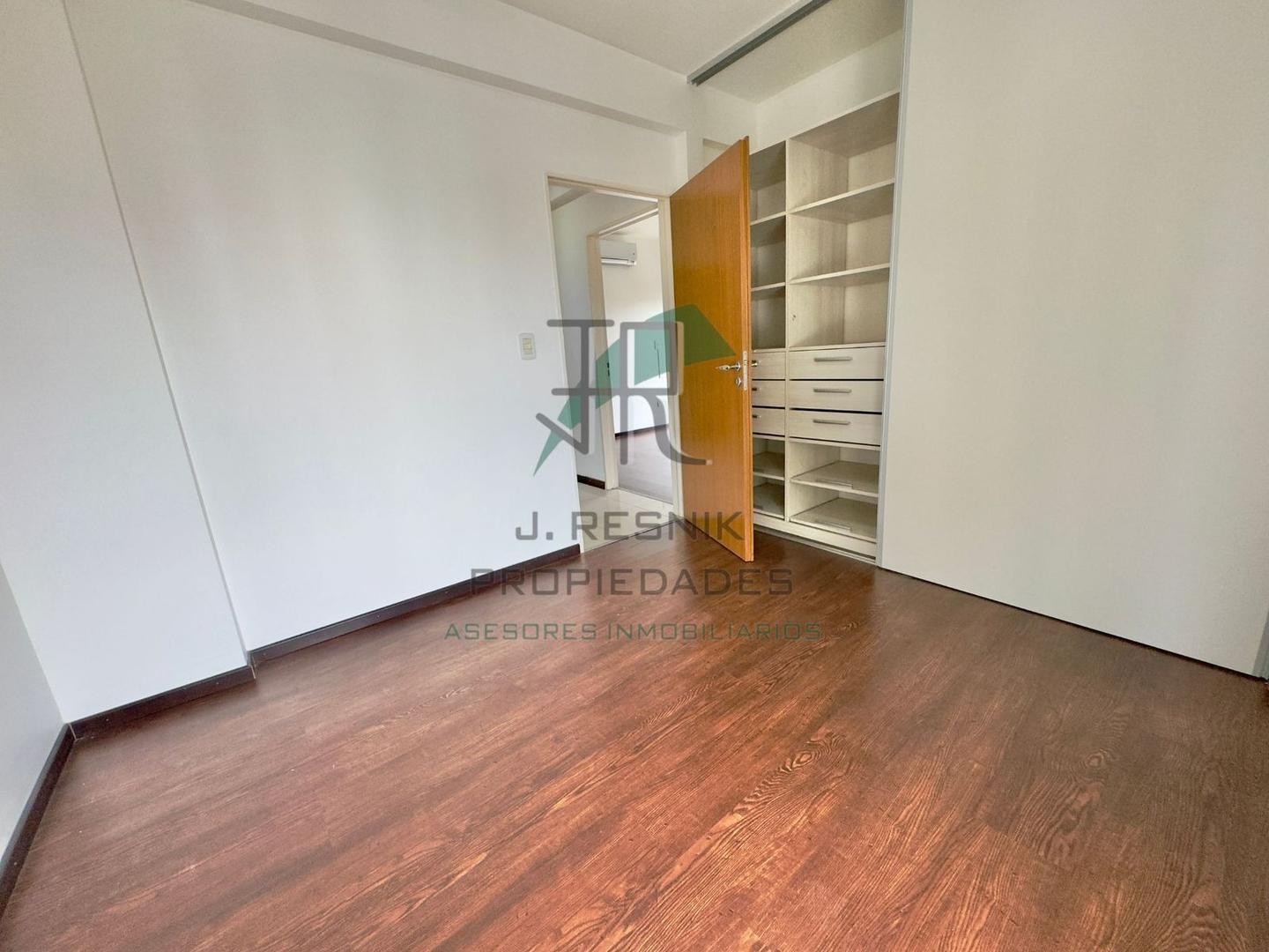 Foto de DEPARTAMENTO EN ALQUILER 3 AMBIENTES CON COCHERA, imagen 4