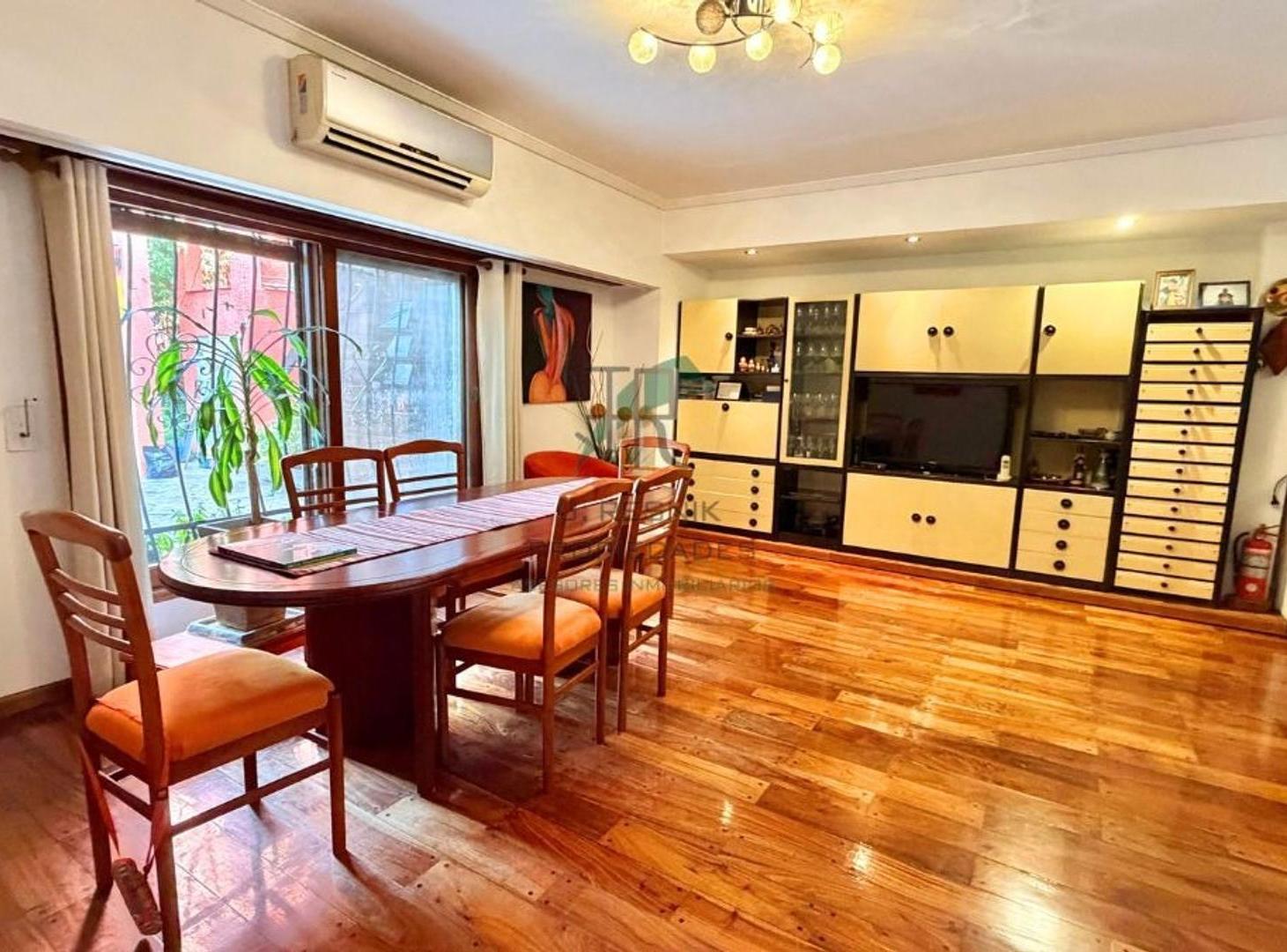 Foto de Excelente casa 5 ambientes con pileta y cochera.Financiacion, imagen 3