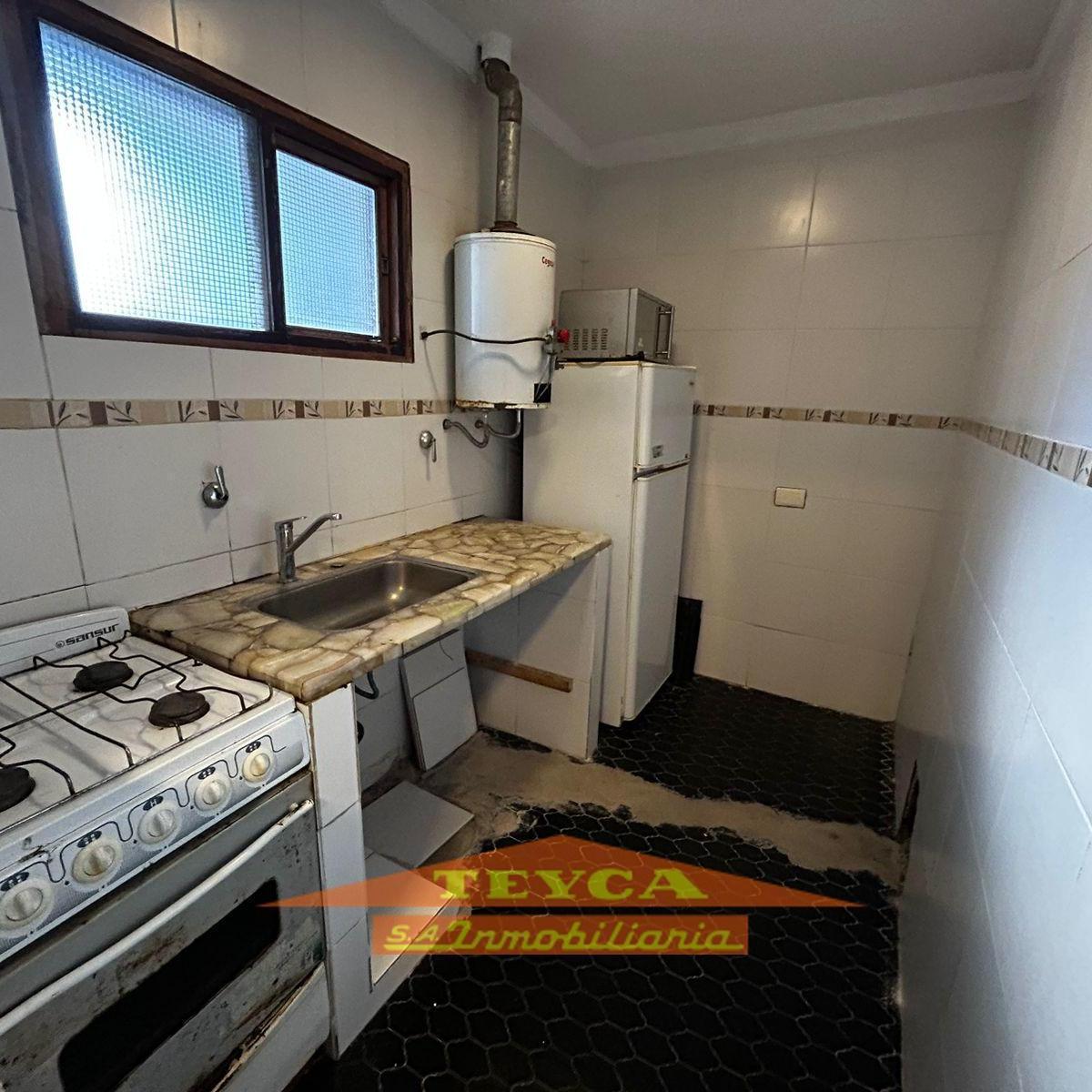 Departamento en  Venta, 2 ambientes C/ cochera, Zona centro Pinamar