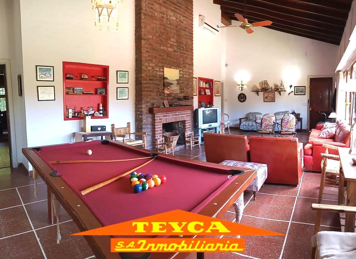Foto de VENTA, Casa 8 ambientes c/ Garage doble - Zona Centro Playa, Pinamar, imagen 2