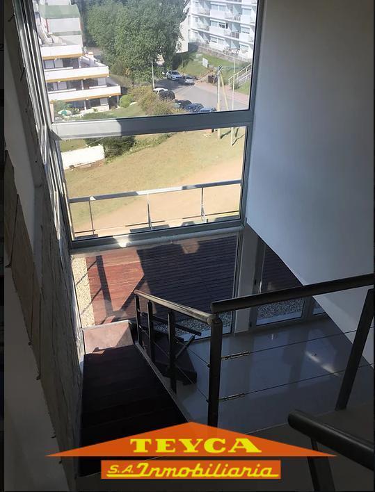 Departamento en triplex de 4 ambientes - Zona Sur Playa , Pinamar