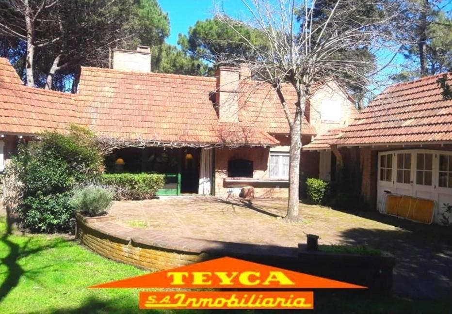 ALQUILER TEMPORARIO Casa de 3 ambientes- Pinamar Norte, muy cerca del mar