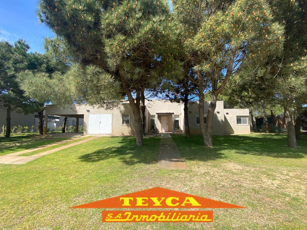 Alquiler temporario - Casa de 5 ambientes - barrio cerrado "La Herradura" PINAMAR