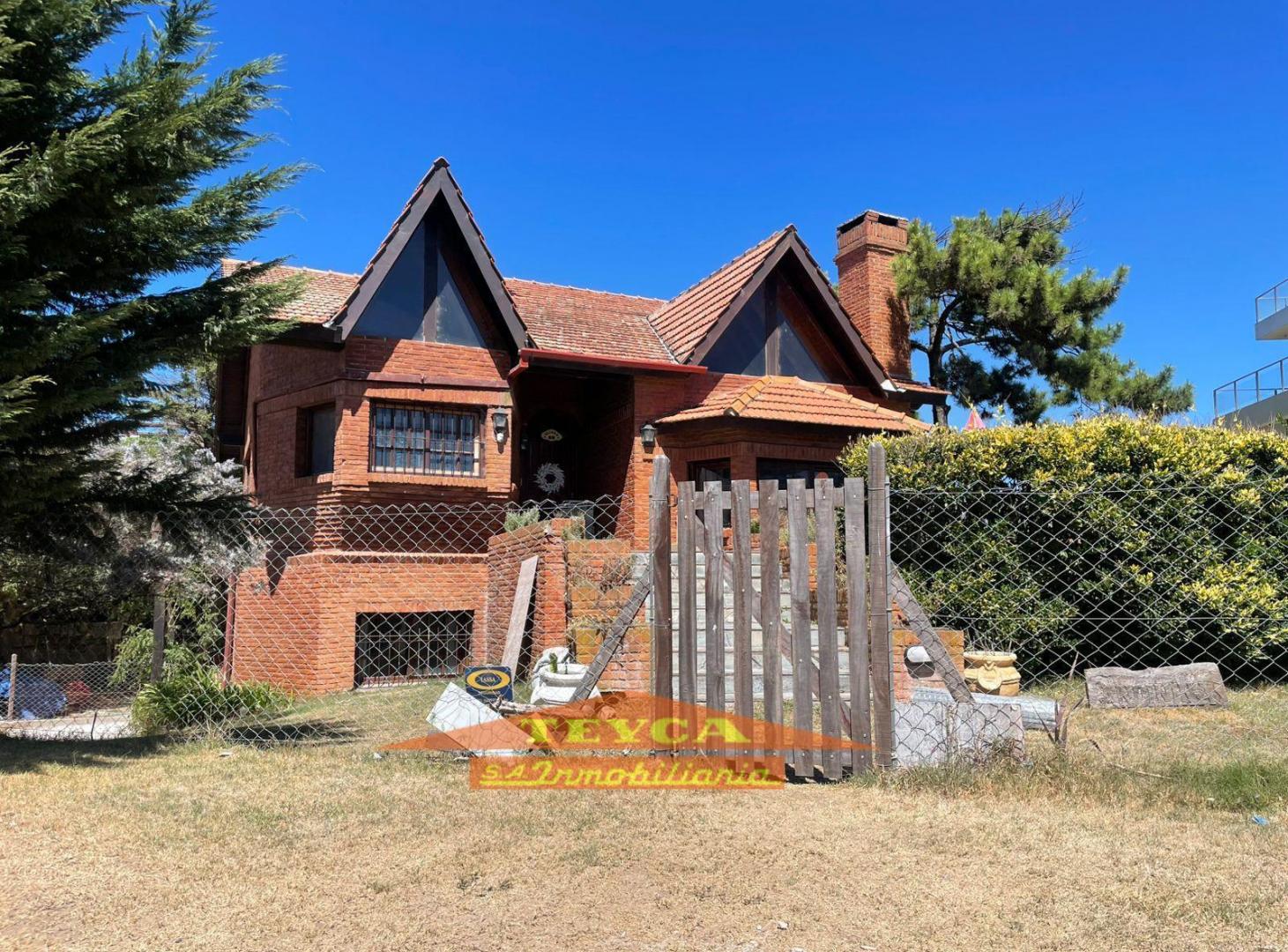 Venta, Casa 4 AMB C/ DEP , zona norte Playa, Pinamar, a mts del Balneario RADA BEACH