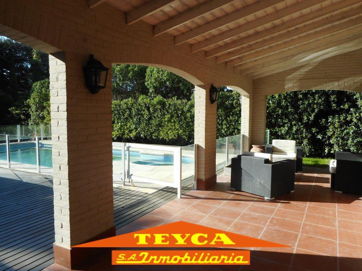 Foto de IMPERDIBLE CHALET CON PISCINA PARA PASAR TUS VACACIONES!!!, imagen 3