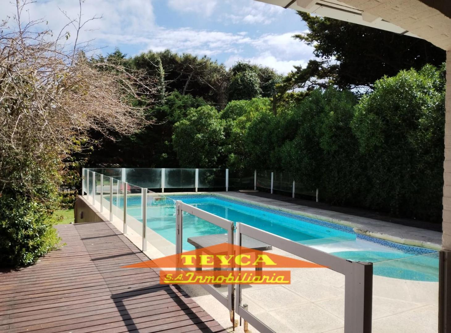 IMPERDIBLE CHALET CON PISCINA PARA PASAR TUS VACACIONES!!!