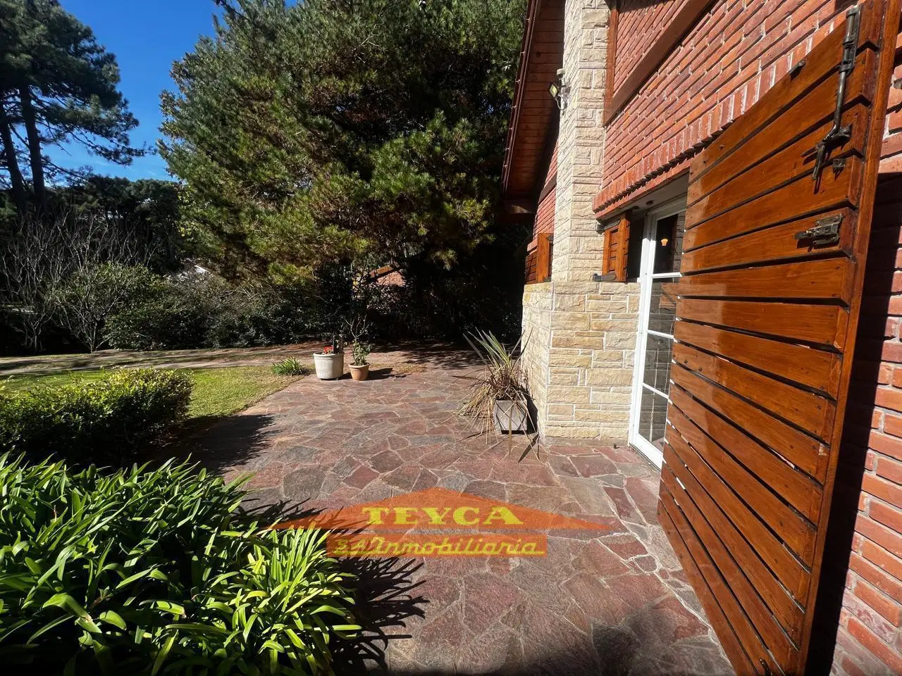 Venta, Casa de 5 ambientes, Zona Lasalle, Pinamar 2