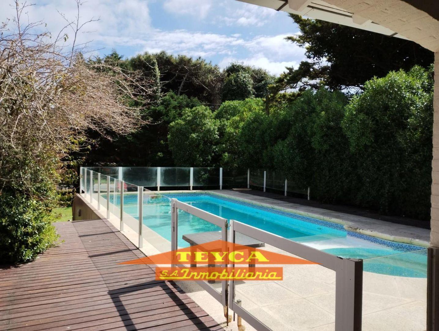 Foto de IMPERDIBLE CHALET CON PISCINA PARA PASAR TUS VACACIONES!!!, imagen 4