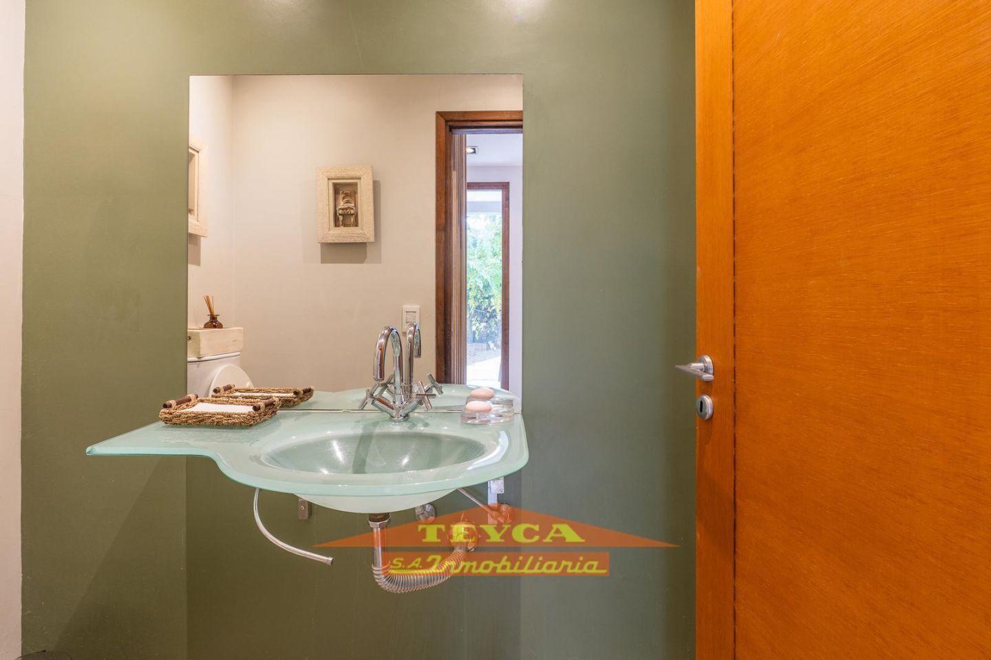 Foto de Venta , Exclusiva Casa de 4 ambientes c/ Dep. en Terrazas al Golf, imagen 5