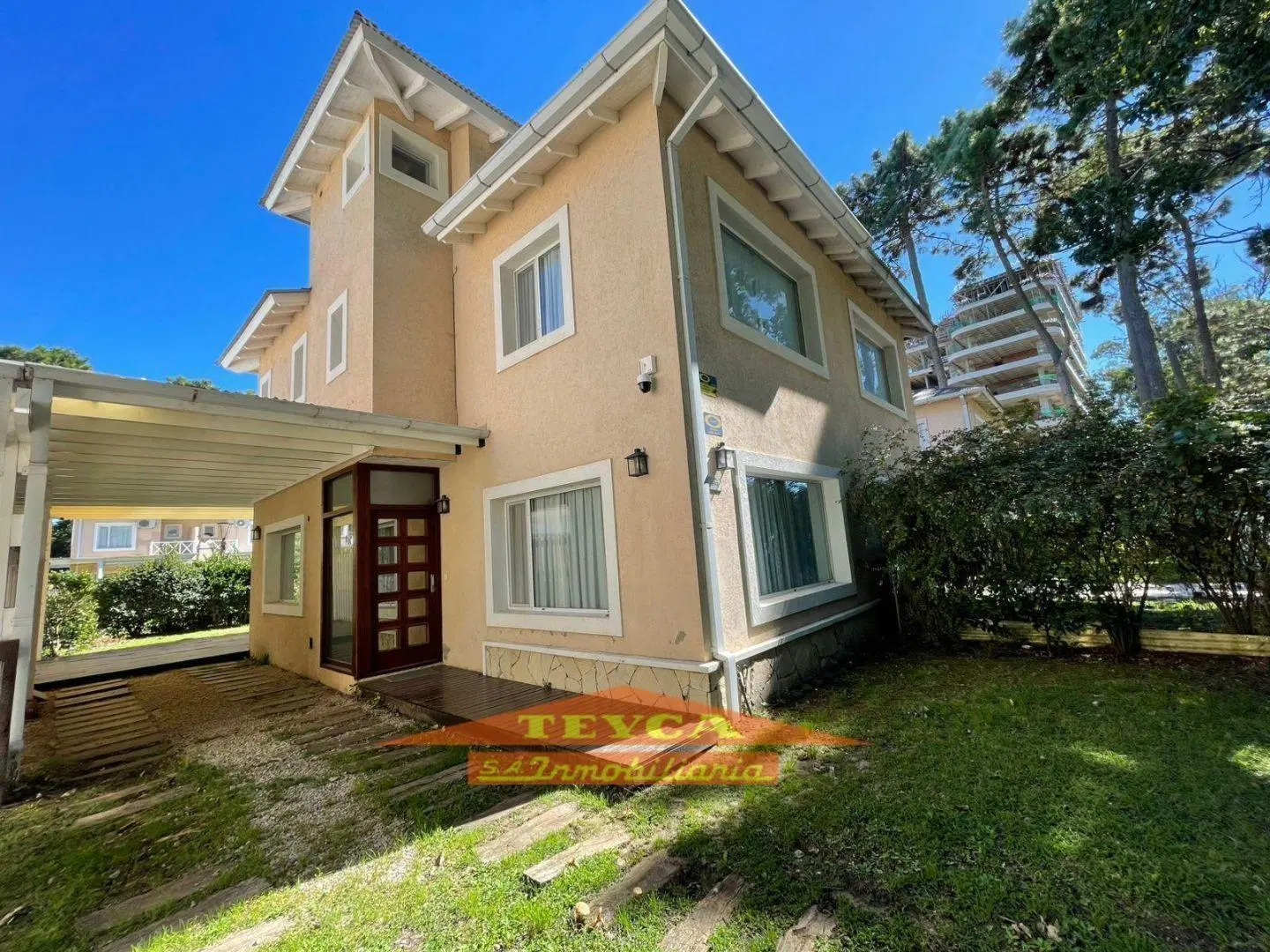 En venta PH, de 4 ambientes, zona B5 , Pinamar 5