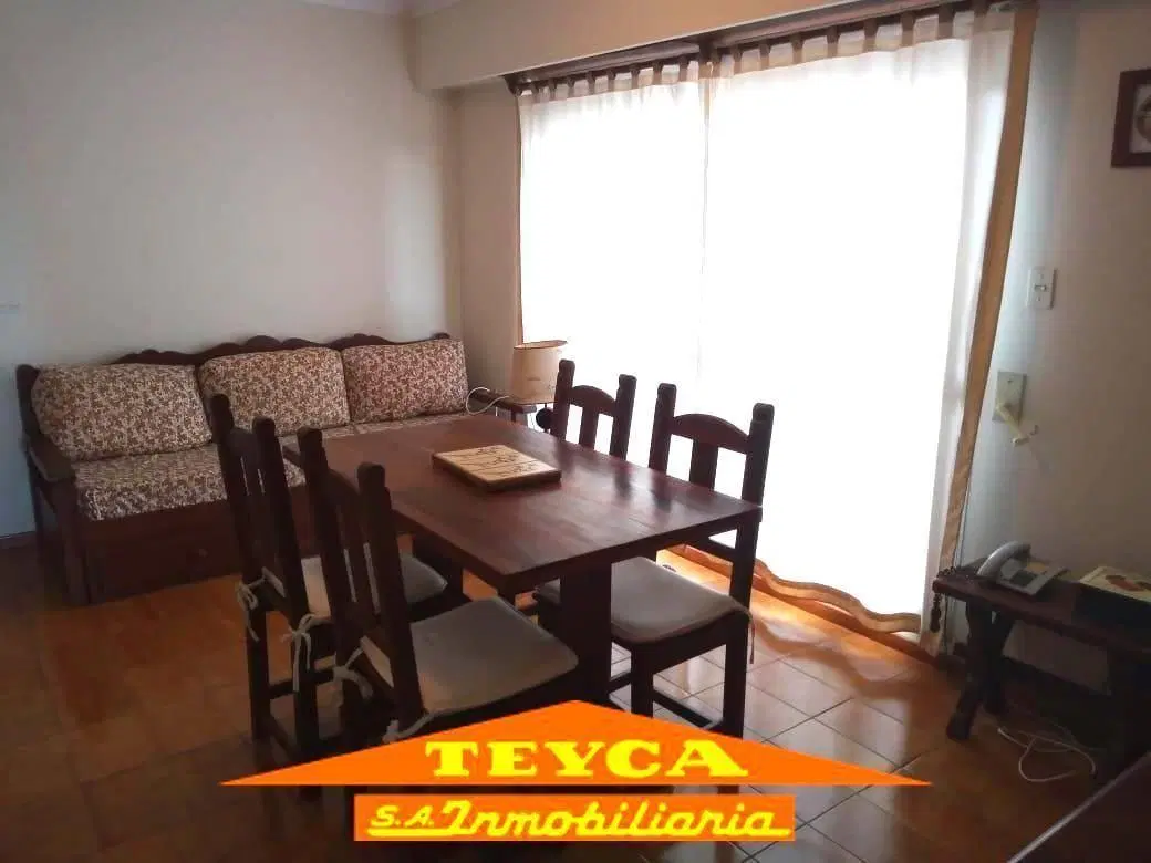 VENTA, DEPTO 2 AMB C/ COCHERA Y BAULERA, CENTRO PINAMAR 4