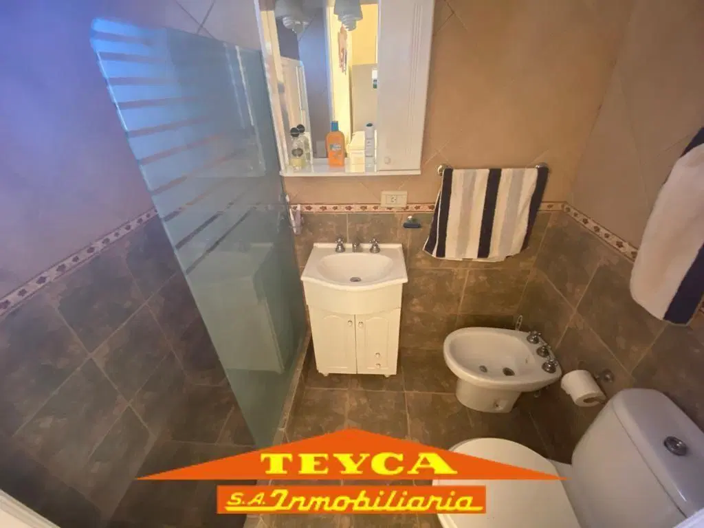 CASA DE 4 AMBIENTES, ZONA LASALLE, A LA VUELTA DEL MAR!!! 3