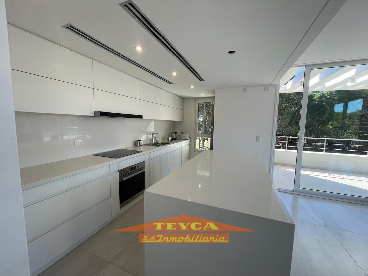Foto de Venta Departamento de 4 amb, ZONA NORTE PINAMAR, imagen 3