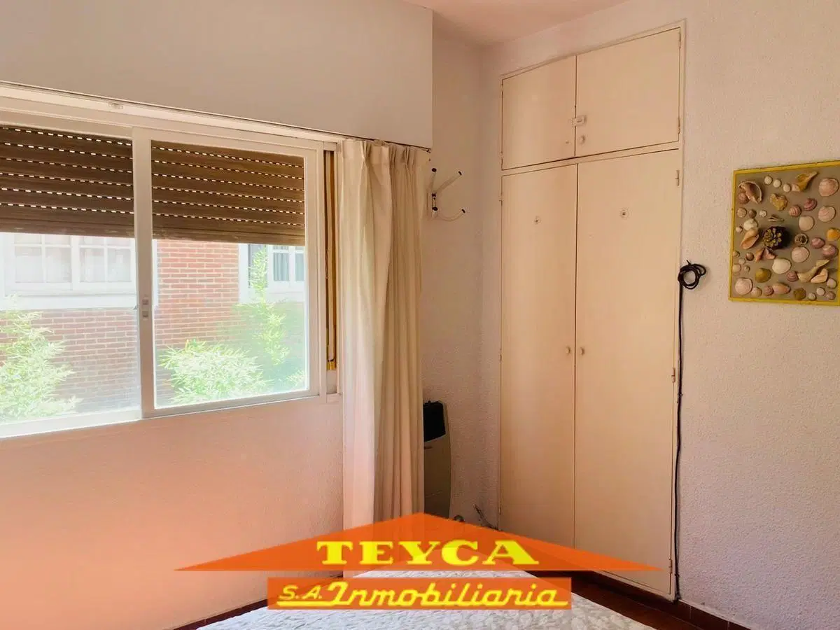 VENTA, DEPTO DE 2 AMBIENTES C/ COCHERA, ZONA DUPLEX, PINAMAR 4