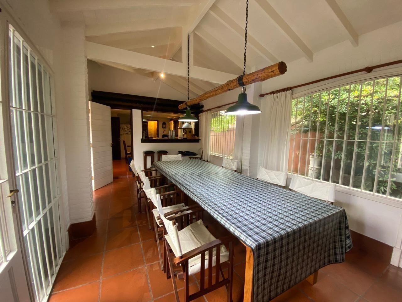 Foto de IMPERDIBLE CHALET CON PISCINA PARA PASAR TUS VACACIONES!!!, imagen 4