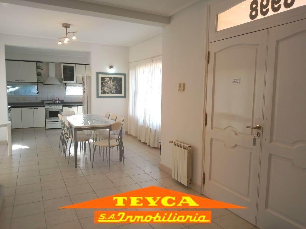 Foto de ALQUILER TEMPORARIO, CASA DE 5 AMBIENTES C/ PILETA Y JACUZZI, imagen 1