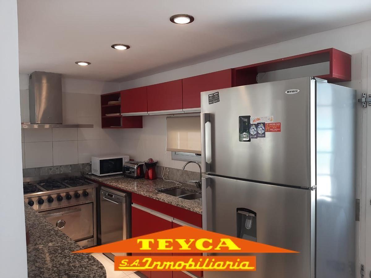 Foto de ALQUILER TEMPORARIO, CASA DE 7 AMBIENTES, ZONA CENTRO PINAMAR, imagen 3