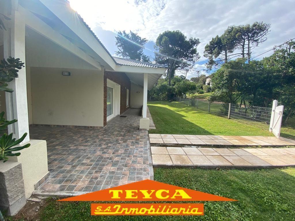 ALQUILER TEMPORARIO - Casa de 4 amb- Golf Playa, Pinamar